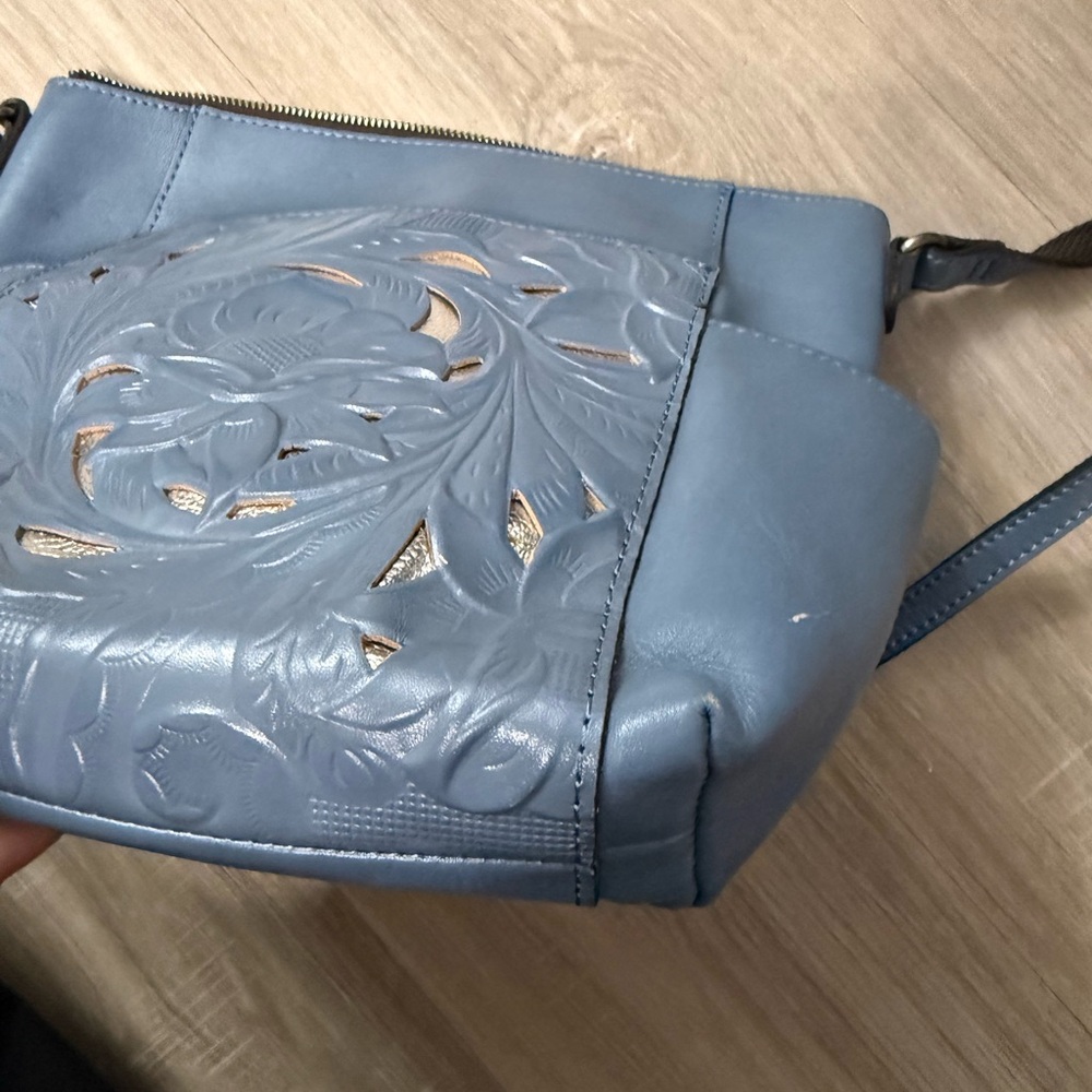 Patricia Nash Blue Floral Embossed Crossbody Bag - Picture 10 of 10